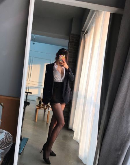 男男少年乖h调教跪趴sm主人-高清免费手机观看