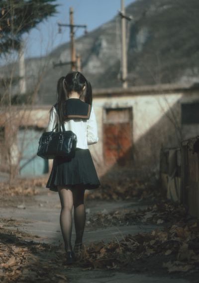 丰满人妻被夫上司侵犯-吉吉影音超清免费观看
