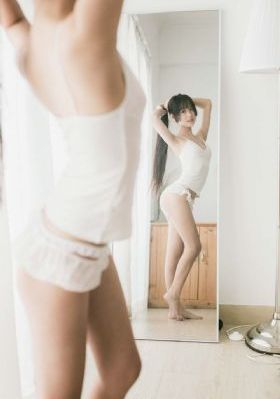 女友勾引韩国高管-精彩预告日韩电影在线