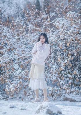亚洲综合一二三区99-正片高清免费观看在线